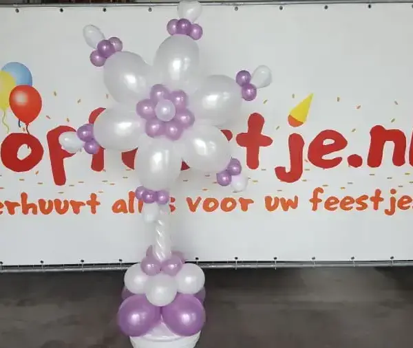 Ballonpilaar met hartjes